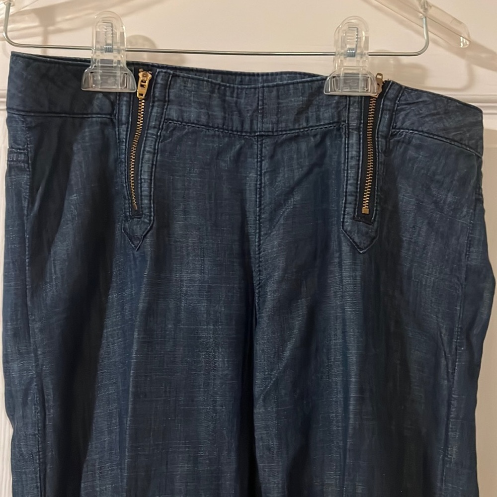 stylish zipper jeans